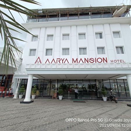 Aarya Mansion Vaccinated Staff Hotel Hassan Exterior photo