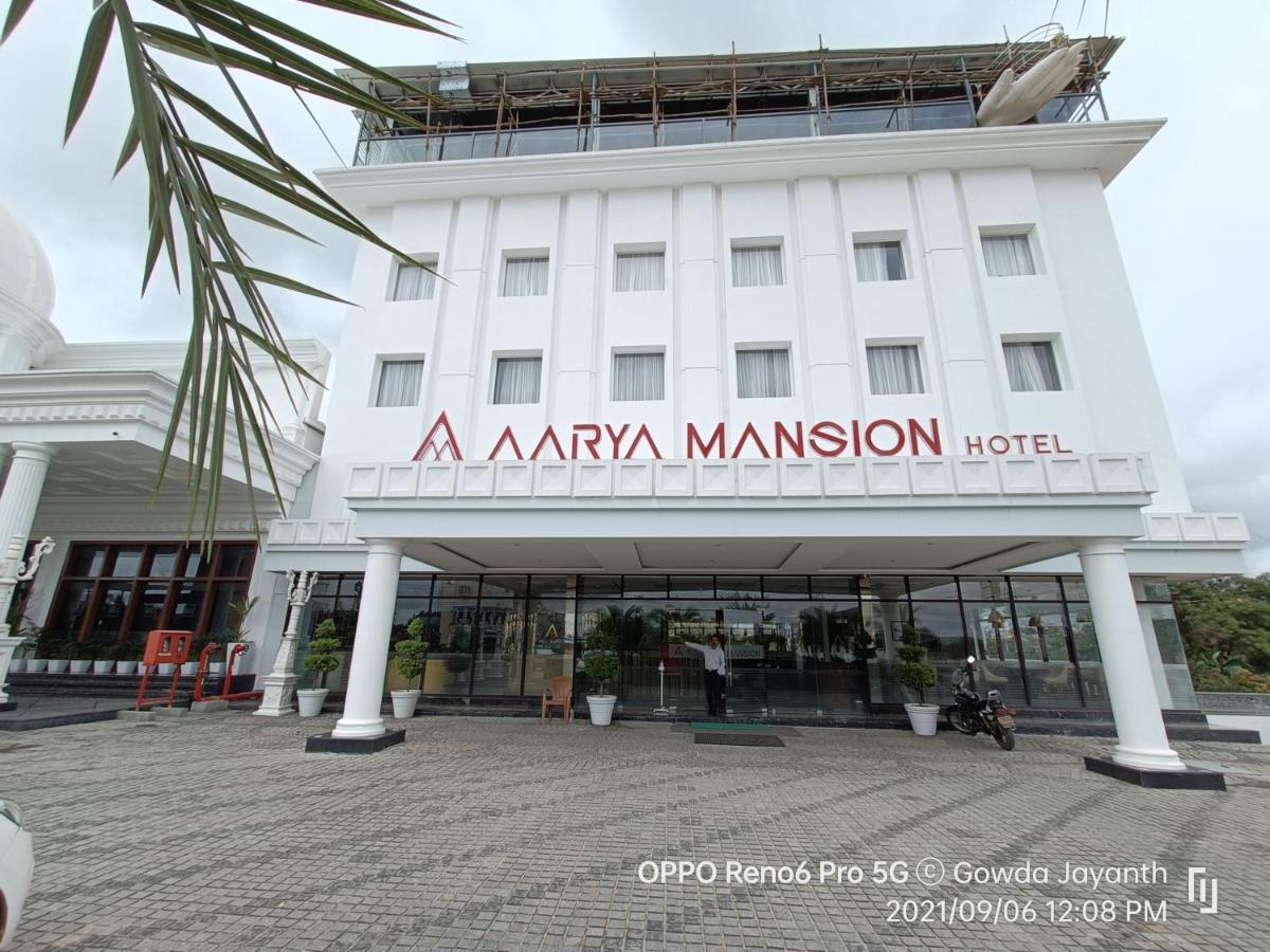 Aarya Mansion Vaccinated Staff Hotel Hassan Exterior photo